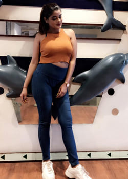 Call Girls in Bangalore near the Park Hotel