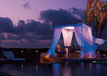 call girls in taj vivanta